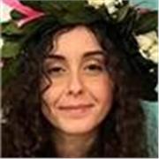 Laureata in Magistrale in Cinese, Spagnolo e Ingese Impartisce lezioni di lingua italiana