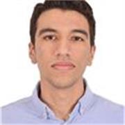 Étudiant l'anglais depuis l'age de 5 ans, je profite de connaissances dignes d'un interlocuteur native que ce soit en terme de grammaire, vocabulaire, conjugaison ou même la prononciation