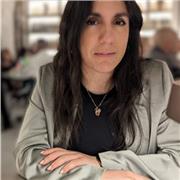 Laureata magistrale in Italianistica, offre aiuto compiti e lezioni di materie umanistiche.