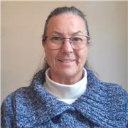 I give private lessons to children and adults, tailored to your level and learning needs.