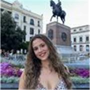 No soy profesora titulada, pero estudié bachiller, grado en administración y finanzas y ahora estoy en la carrera de RRHH