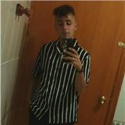 Profesor de primaria, adaptó para poder explicar correctamente todo relacionado a la primaria