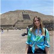 Profesora de español y examinadora DELE con diez años de experiencia. Clases online o presenciales (Madrid)