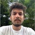 7 den 70’e herkese ders verebilirim. Güzel sanatlar lisesi ve üniversitedi mezunuyum. 
