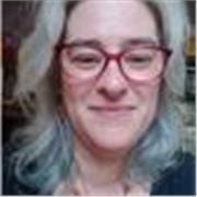 I am a TEFL‑qualified English tutor with experience in one‑to‑one and small‑group teaching. I adapt every lesson to your goals, le