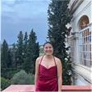 Estudiante de tercero de medicina que da clases particulares durante el verano