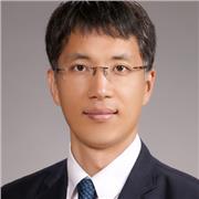 A PhD in Modern Korean Literature who can assist anyone from primary school pupils to adults wishing to learn Korean from beginner