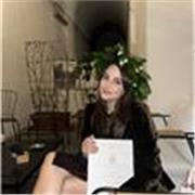 Laureata in economia aziendale, attualmente studentessa magistrale, madrelingua inglese. Impartisco lezioni di inglese