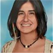 Soy Julia, arquitecta y docente con más de 5 años de experiencia. Imparto clases de Matemáticas, Dibujo, Tecnología y Física