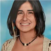 Soy Julia, arquitecta y docente con más de 5 años de experiencia. Imparto clases de Matemáticas, Dibujo, Tecnología y Física