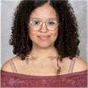 Soy estudiante de bachillerato y puedo dar clases de la mayoría de asignaturas, sobretodo a niños o más jovenes que yo. 