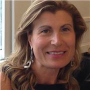 Experienced Italian tutor, providing online lessons, with bundles of energy and tactics to motivate students