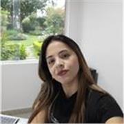 Profesora de Español para Extranjeros e Ingeniero Mecánico con enfoque técnico y profesional