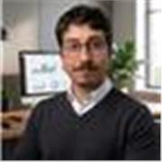 Desarrollador con formación en Programación, certificado en Inteligencia Artificial y Big Data.