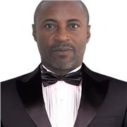 Professeur et traducteur bilingue, licencié en science de l'éducation en FLE, Bac C maths, physique et chimie. Prim.Second, Lycée