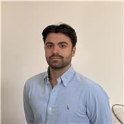 Étudiant en Master donnant des cours à domicile