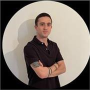 Estudiante de último año de carrera, con experiencia de 2 años en orientación profesional.