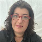 Offro lezioni d’inglese a bambini e ragazzi delle scuole elementari, medie e superiori adattandole al loro livello di conoscenza.