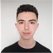 Doy clases particulares de inglés a alumnos desde Primaria hasta ESO y Bachiller. Tengo un C2 por Cambridge