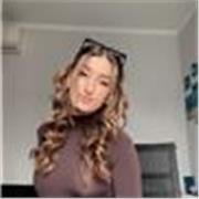 Ciao! Sono una studentessa al secondo anno di medicina, diplomata in un liceo scientifico con un’esperienza estera di 6 mesi