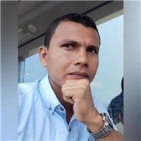 Ingeniero Industrial con experincia en impartir clases de matematicas basica primaria y bachillerato