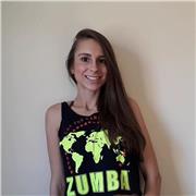 Si quieres hacer deporte y divertirse al mismo tiempo Zumba es para ti!