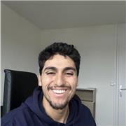 Étudiant en deuxième année de Médecine Dentaire, et troisième année de STAPS