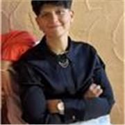 sono Adriana! Oltre 12 anni nel Regno Unito e 10+ nell’insegnamento. Ti aiuto a migliorare il tuo inglese online!