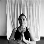 I am a northern yogi who loves to teach modern movement alongside traditional practices of Yoga. Qualified to teach with 200hr Hatha, 50hr embodied vinyasa and 50hr embodied being. I also offer a beautiful Yin practice accompanied by sound and mantra