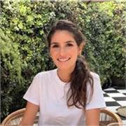 Student-centred English teacher focused on individual needs. Practical, engaging lessons that builds confidence in learners!