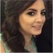 Professora de inglês com mais de 10 anos de experiência em sala de aula