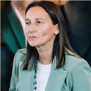 Docente di scuola primaria con esperienza di insegnamento ventennale, disponibile per lezioni alunni dai 6 agli 11 anni