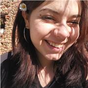 Studentessa del liceo offre ripetizioni per elementari e medie