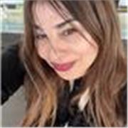 Me considero una profesora bilingüe, paciente y con amplia experiencia en la enseñanza de inglés tanto a adultos como a jóvenes. 