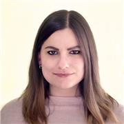 Tengo título de B2 en el idioma inglés por Cambridge.
Puedo ayudar a niños y jóvenes que estén iniciándose o necesiten refuerzo.