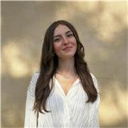 Diplomata al liceo linguistico impartisce ripetizioni di inglese per studenti di ogni età