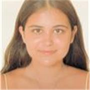 Profesora nativa bilingüe en inglés con ganas de enseñar a niños de primaria .