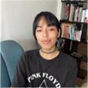 Profesora de Dibujo y Pintura para todas las edades y niveles. 