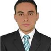 Profesor de informática inparte clases a niños de todas las edades