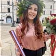 Studentessa laureata in economia e management offre ripetizioni individuali per ragazzi