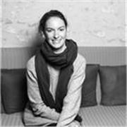 Léa, professeur d'anglais en ligne pour tous niveaux et tous formats !