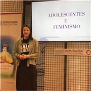 ¡Hola! Soy una estudiante a la que le gusta aprender y emprender. La intención es ayudar. :-)