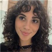 Laureata in Scienze Politiche e diplomata in Lingue propone lezioni di Spagnolo personalizzate per studenti di ogni livello