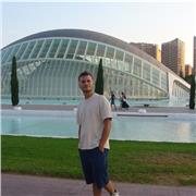 Diplomato al conservatorio, specializzato nell'insegnamento ai ragazzi/e con disabilità, offro ogni tipo di aiuto compiti