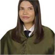 Profesora de de apoyo y ayuda con los deberes para todas las edades 