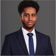 I am a 3rd year professional lawyer working at an international law firm. If you aspire to be a solicitor, I can help! 
