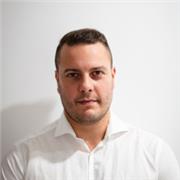 Tutti dovrebbero sentirsi tranquilli nella loro vita...io posso aiutarti ad esserlo per strada