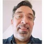 Soy un formador con amplía experiencia dando clases a quien le gusta compartir experiencias interesantes y enriquecedoras 