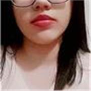 Profesora de Inglés imparte clases a niños de todas las edades