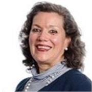 Docente Universitaria impartiendo clases de comunicación en universidades. Trabajo con jóvenes y adultos en la obtención de meta